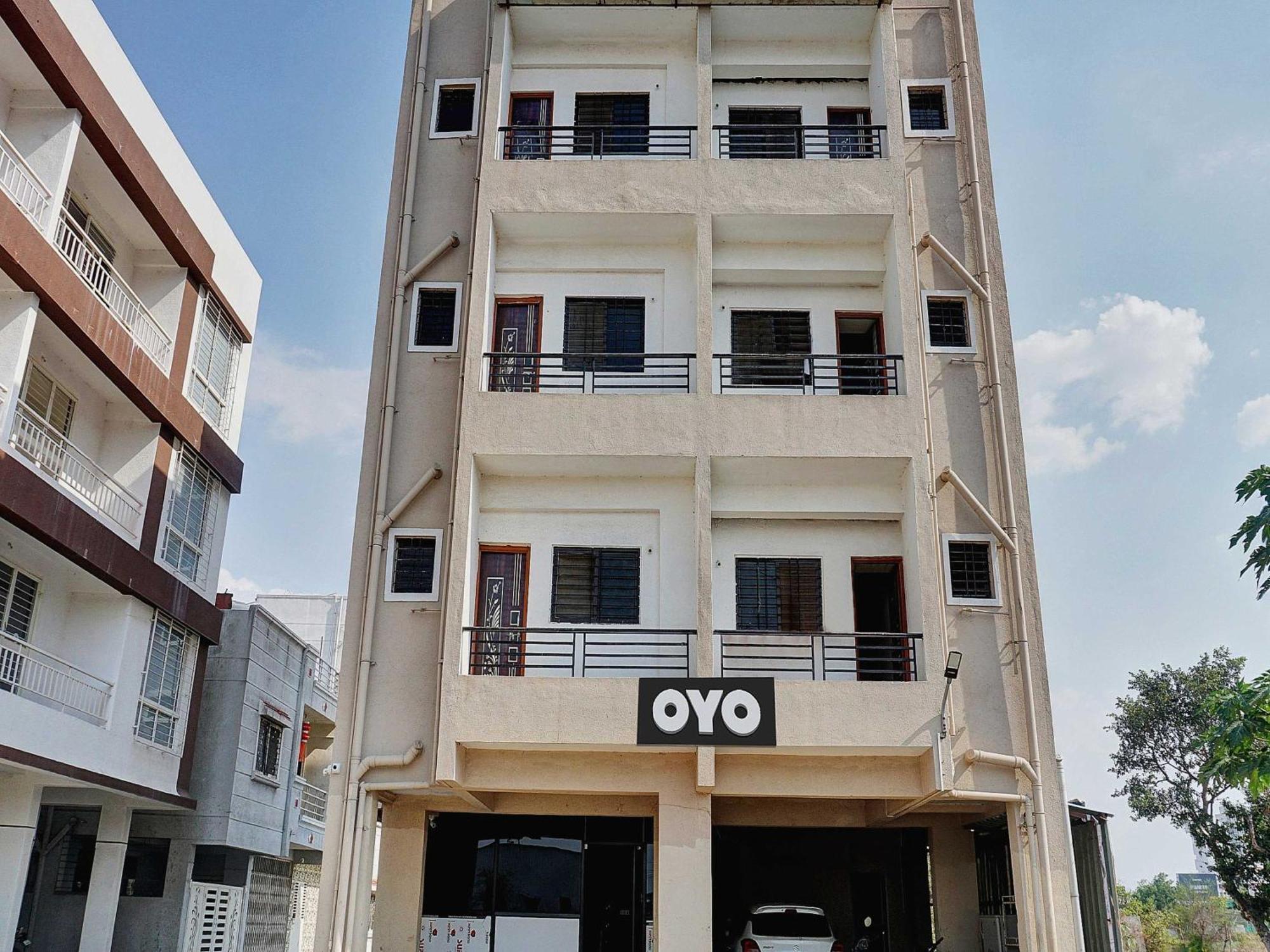 Oyo Flagship Dhuldev Executive Rooms Pune Bagian luar foto